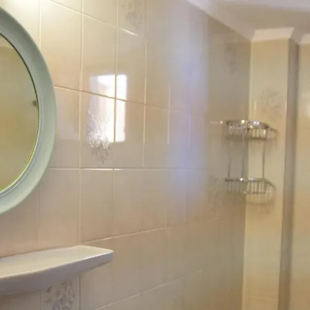 Fiori Fiscardo Kro Fiskardo